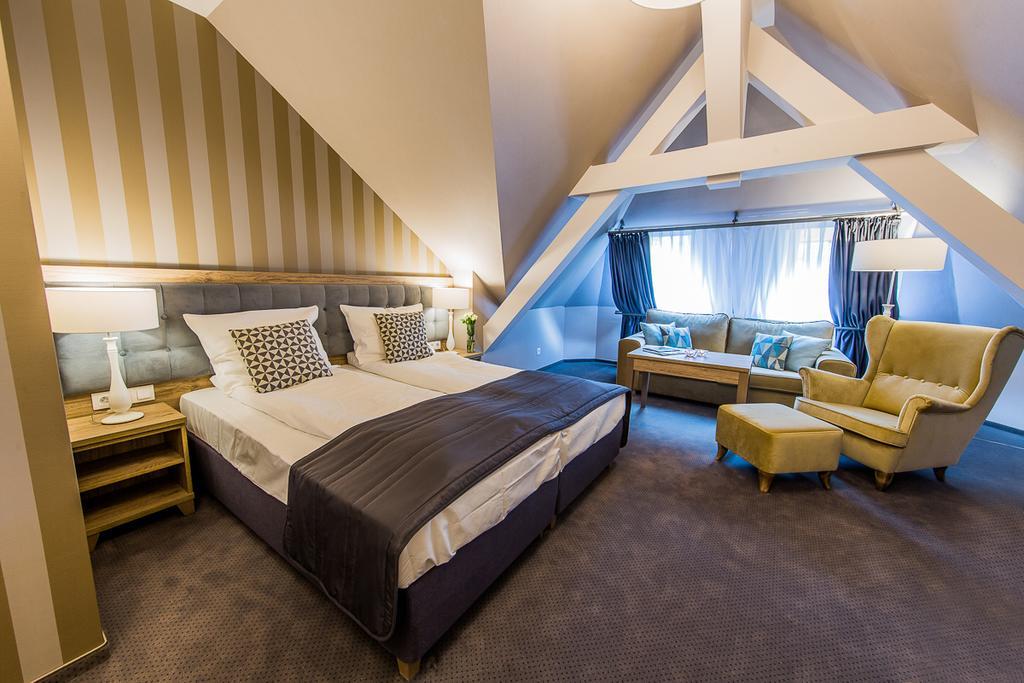 Hotel Debowy Biowellness & Spa Gory Sowie เบียลาวา ภายนอก รูปภาพ